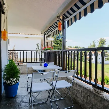 Pine Forest & Sea Retreat - 2 Bedroom Siviri