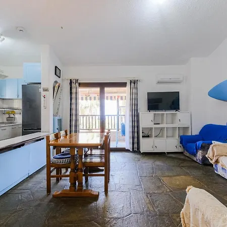 Daire Pine Forest & Sea Retreat - 2 Bedroom *