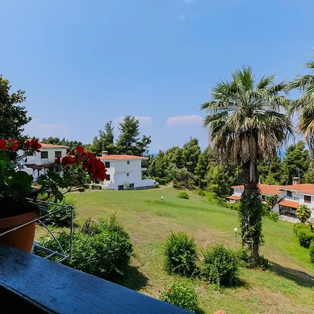 Pine Forest & Sea Retreat - 2 Bedroom Daire *