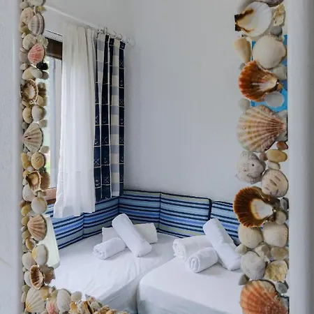 Daire Pine Forest & Sea Retreat - 2 Bedroom *